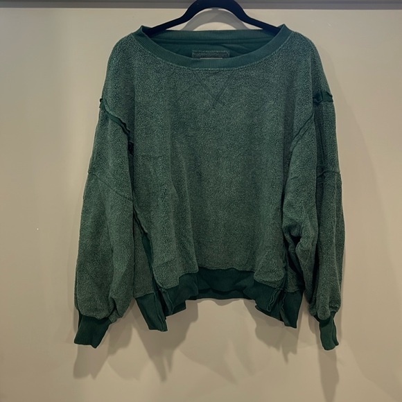 American Eagle Outfitters Tops - Oversized sweater